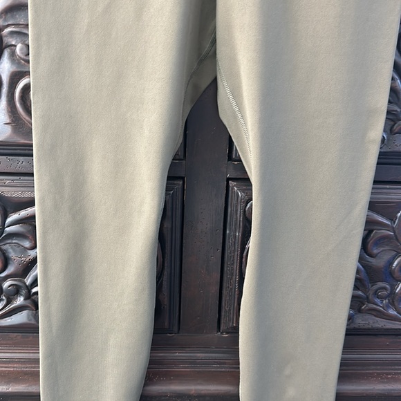 Nike dry fit leggings, green women’s - Picture 3 of 5